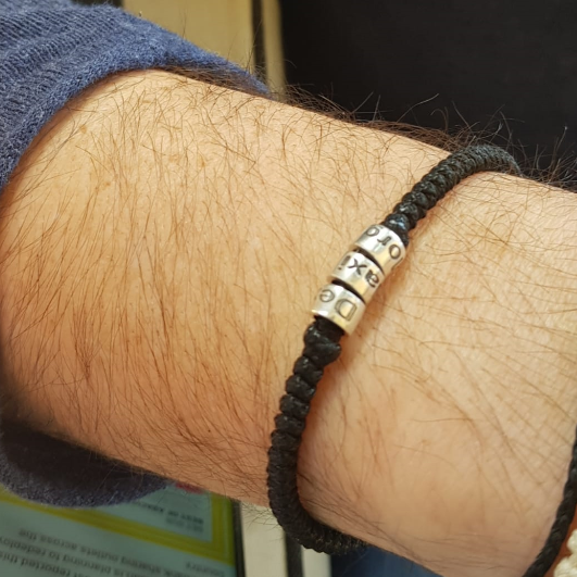 Men&#39;s Black Single Strap Bracelet